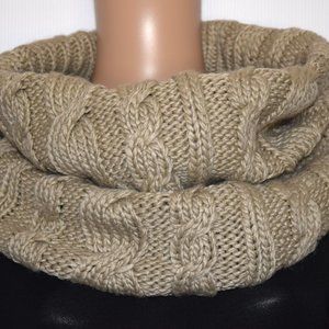 New Without Tag 3 Suisses Collection France Cable Knit Cowl Scarf